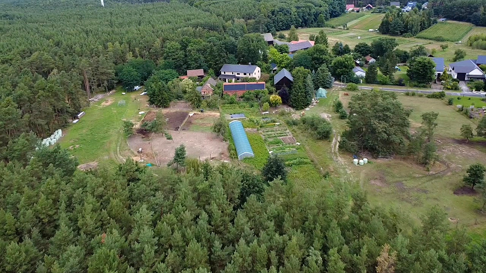 Luftaufnahme von Hof Jera in Drachhausen im Spreewald